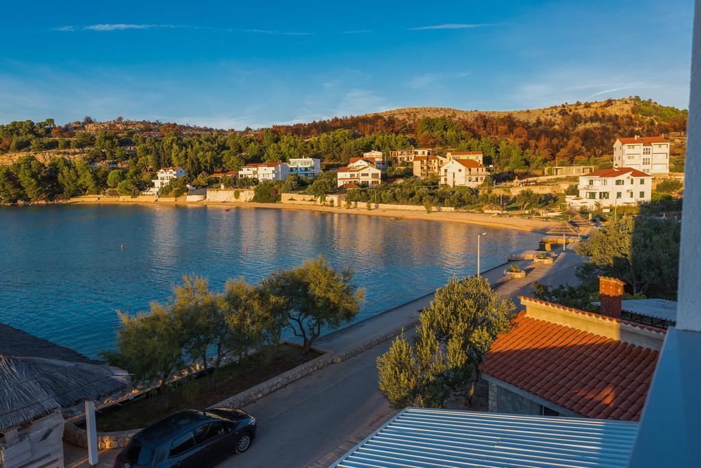 Apartments & Rooms Shark Žaborić Exterior foto